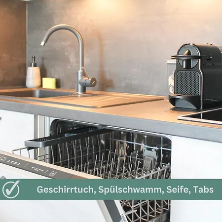 Tropical - Fuer Freunde & Familien, Stadtnah, Parkplatz, E-ladestation, Gitterbox Fuer Fahrraeder, Fitnessstudio, Digitale Gaestemappe Mit Restaurant- Und Unternehmenstipps Koblencja
