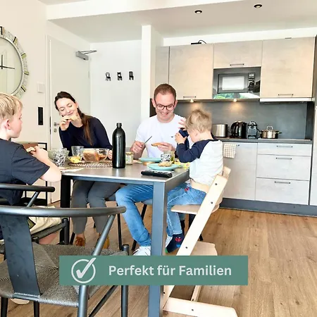 Tropical - Fuer Freunde & Familien, Stadtnah, Parkplatz, E-ladestation, Gitterbox Fuer Fahrraeder, Fitnessstudio, Digitale Gaestemappe Mit Restaurant- Und Unternehmenstipps * Koblencja