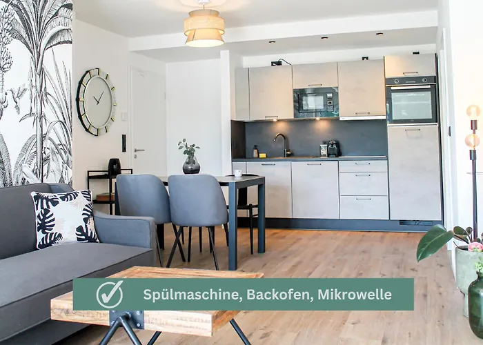 Daire Tropical - Fuer Freunde & Familien, Stadtnah, Parkplatz, E-ladestation, Gitterbox Fuer Fahrraeder, Fitnessstudio, Digitale Gaestemappe Mit Restaurant- Und Unternehmenstipps Koblenz (Rhineland-Palatinate)